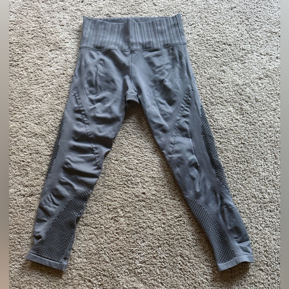 Athleta Ribbed Gray Leggings
